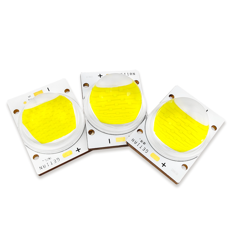 倒装芯片陶瓷基础COB 60W COB LED，带90°镜头